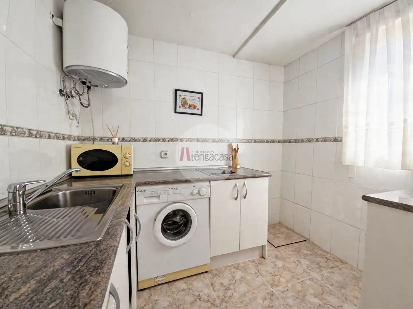 Cuina de Pis en venda en Madrid amb Calefacció, Moblat i Forn