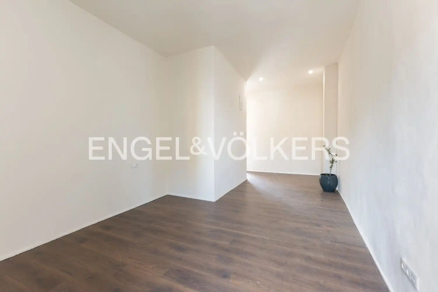 Sala de estar de Casa adosada en venta en Náquera con Calefacción, Parquet y Terraza