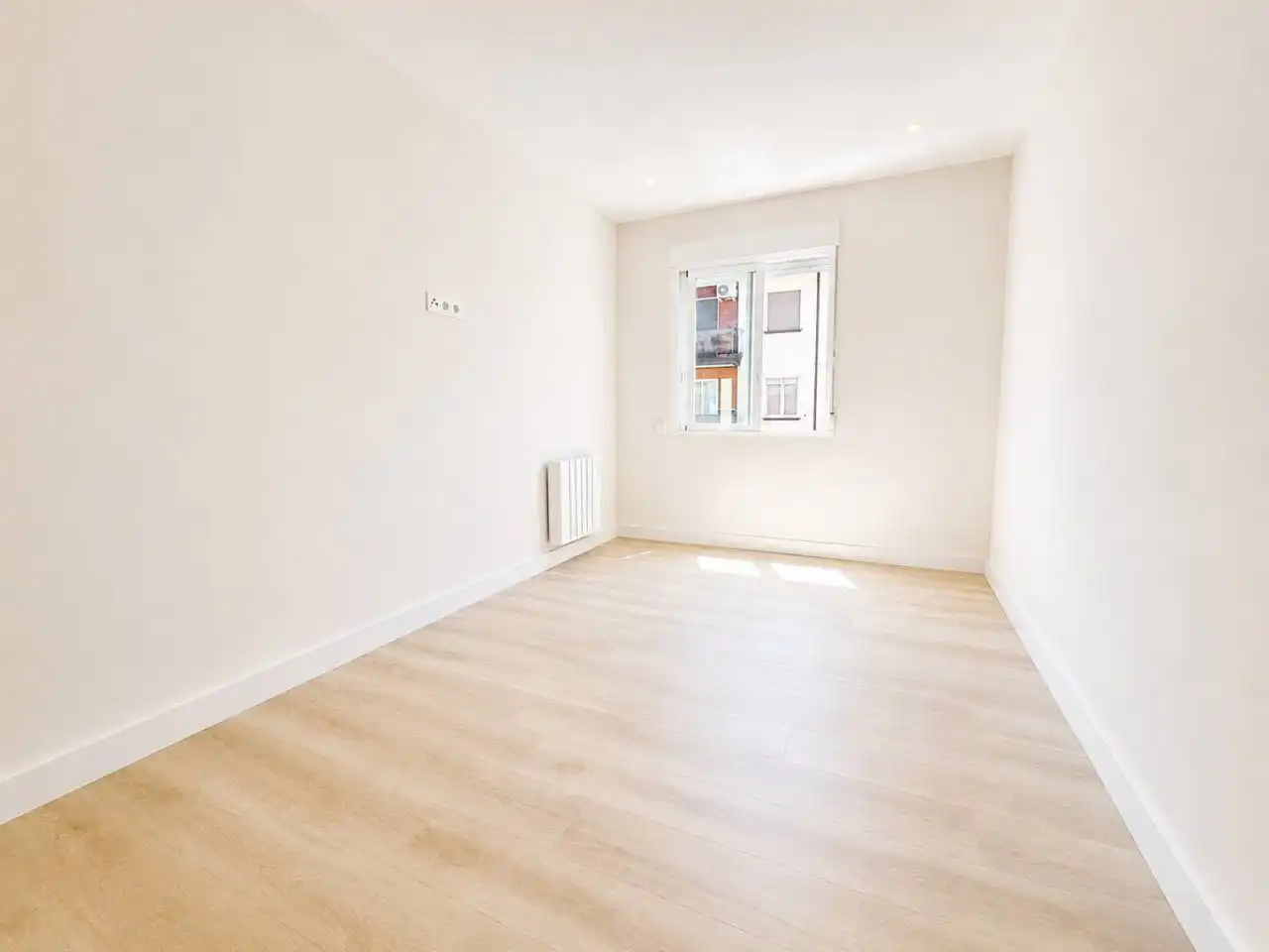 Bedroom of Flat for sale in  Logroño  with Heating and Parquet flooring
