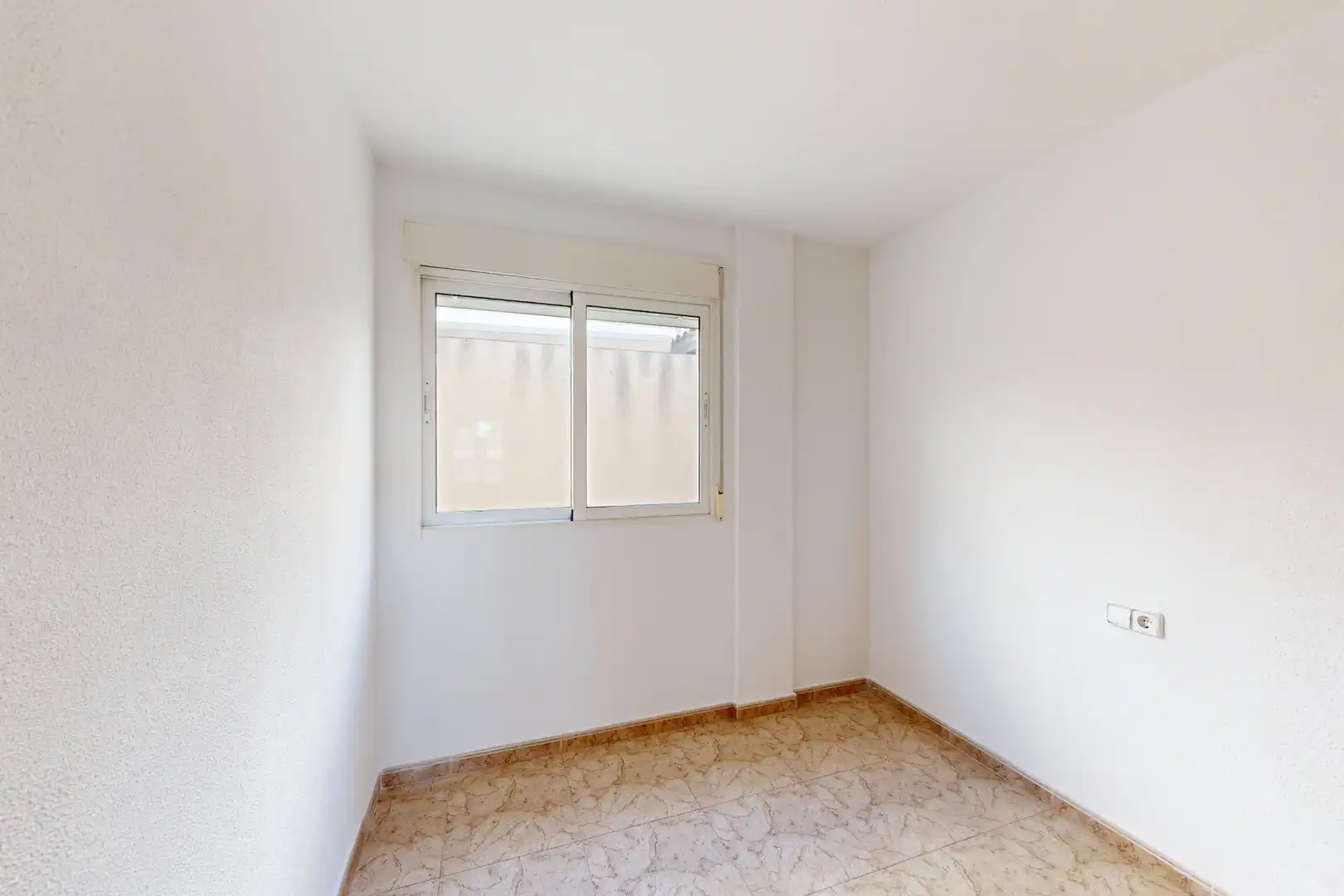 Habitación de Casa adosada en venta en Murcia con Aire acondicionado, Terraza y Trastero