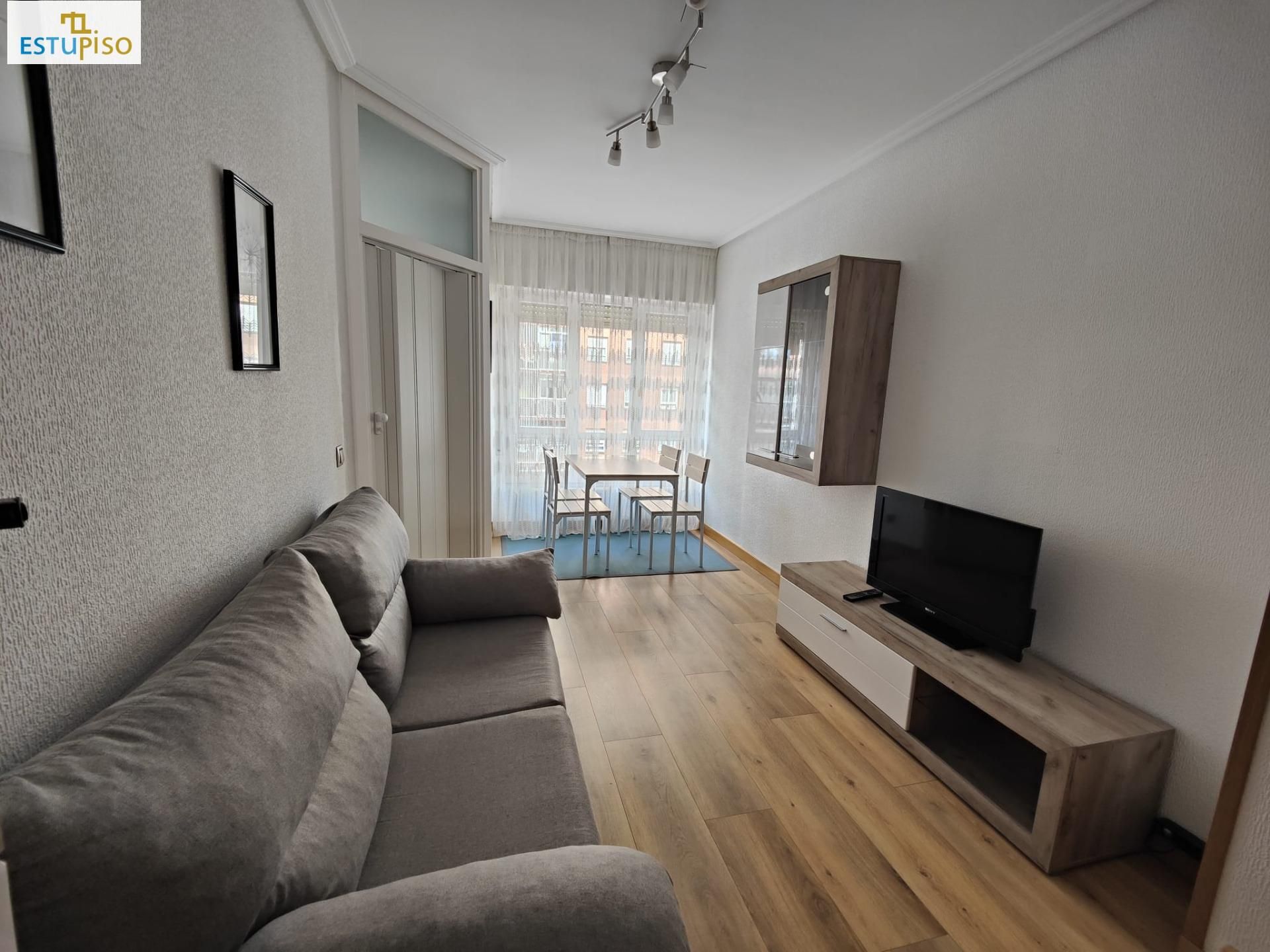 Living room of Flat to rent in Vitoria - Gasteiz  with Heating, Storage room and Balcony