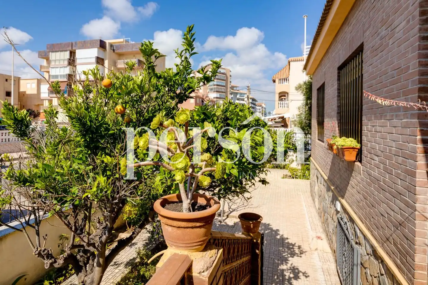 Villa mit Garten zum Verkauf in La Mata, imagen 4