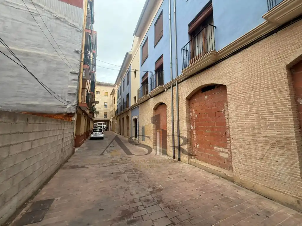 Local de alquiler en Carrer Santos, La Vila