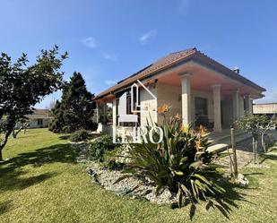 House or chalet for sale in Vilagarcía de Arousa  with Heating, Private garden and Parquet flooring