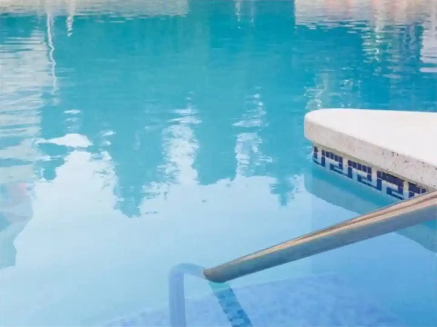 Swimming pool of Flat for rent in Marbella Centro