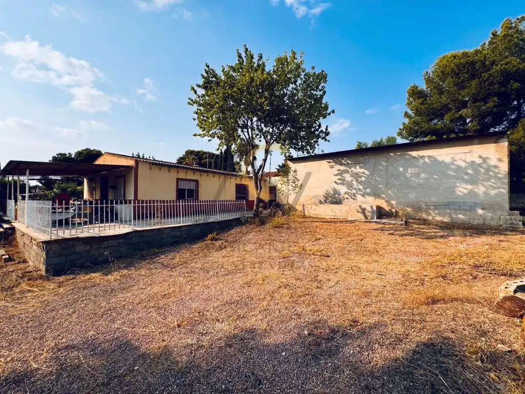 Casa rustica con piscina in vendita a Poligono 7 Paraje 1 Alcana