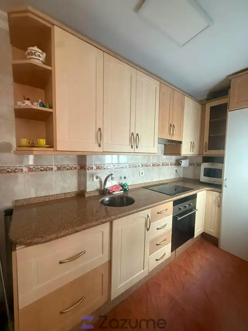 Küche von Wohnung zur Miete in Huelva mit Klimaanlage, Möbliert und Ofen