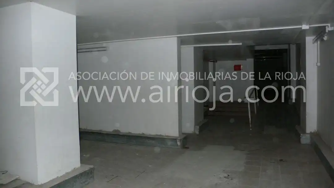 Business premises for sale in Logroño - Calle Marqués de la Ensenada Fachada también a Villamediana 21, imagen 11