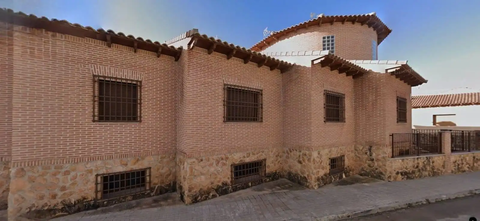 Vista exterior de Casa o chalet en venta en Alameda de la Sagra