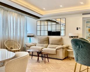 Sala d'estar de Apartament de lloguer en Mérida amb Aire condicionat, Moblat i Forn