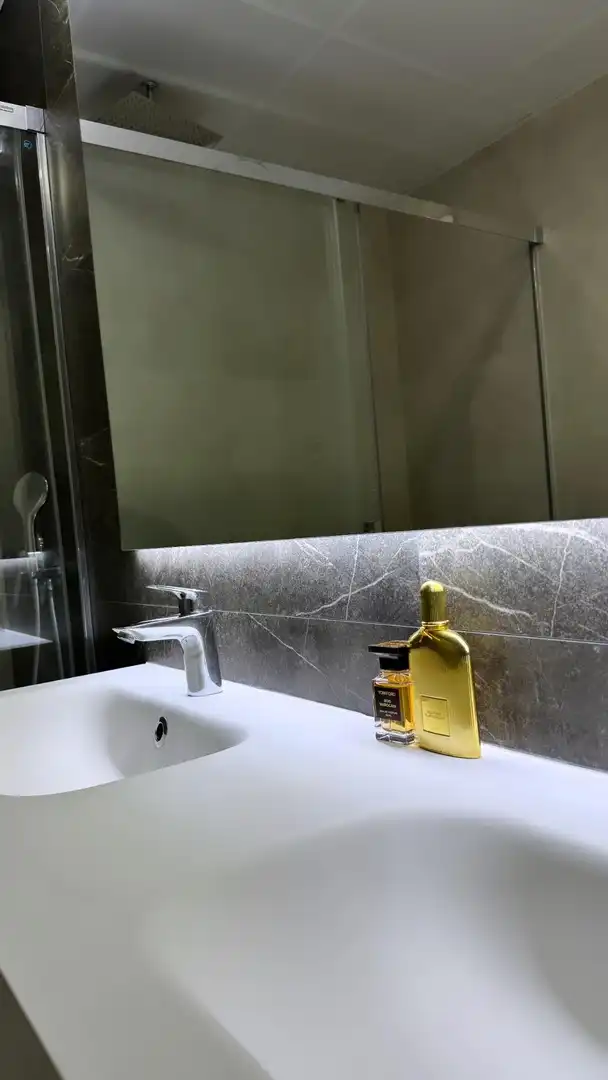 Bathroom of Apartments for rent in Benidorm  with Air Conditioner, Heating and Private garden