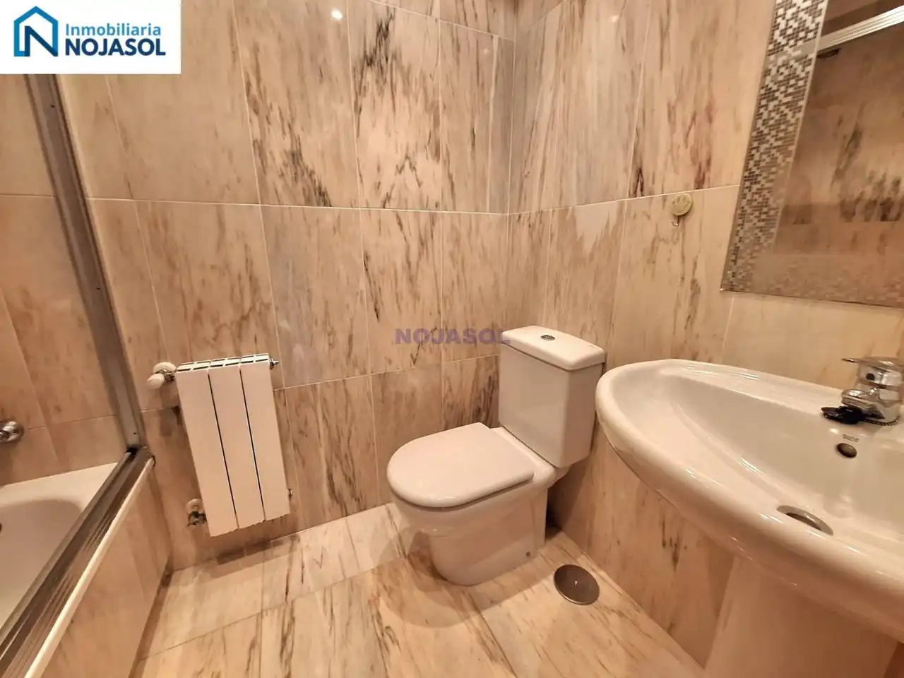 Badezimmer von Wohnungen zur Miete in Noja mit Heizung, Privatgarten und Terrasse