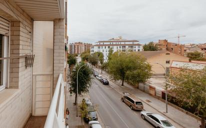 Vista exterior de Pis en venda en  Huesca Capital amb Calefacció, Terrassa i Traster