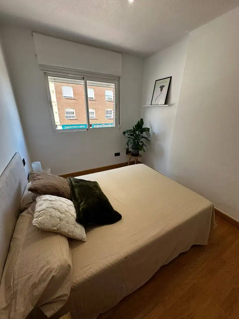 Habitación de Apartamento en venta en Murcia con Aire acondicionado, Trastero y Amueblado