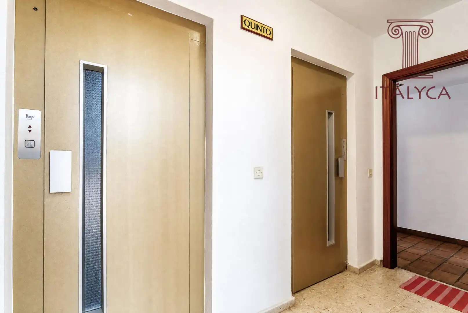 Flat for sale in Sevilla  with Air Conditioner, Heating and Terrace