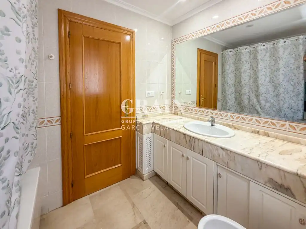 Baño de Casa o chalet en venta en Albacete con Aire acondicionado, Calefacción y Jardín privado