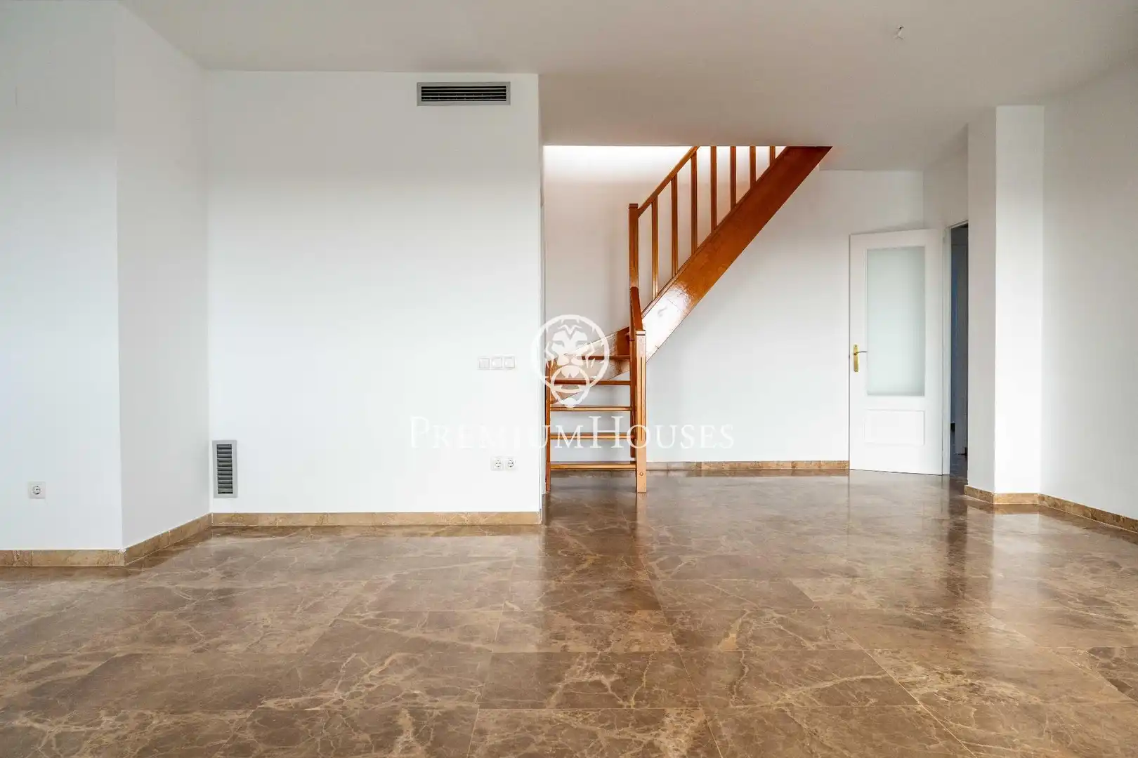 Attic for sale in Gavà  with Heating, Terrace and Storage room