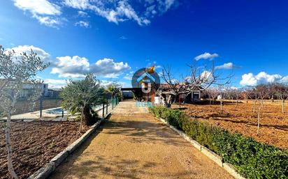 Country house for sale in Calera y Chozas  with Air Conditioner, Private garden and Storage room