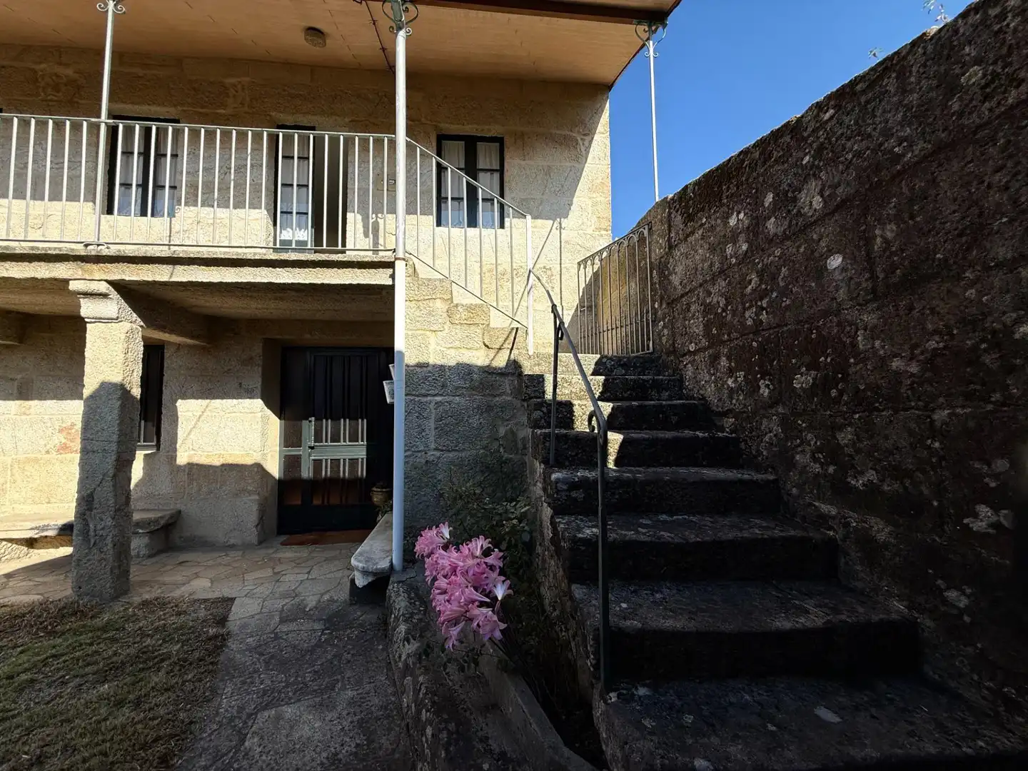 Vista exterior de Casa o chalet en venta en Boborás con Jardín privado y Balcón