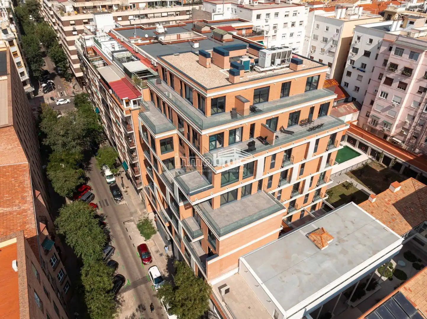 Vista exterior de Dúplex de alquiler en Madrid con Aire acondicionado, Calefacción y Terraza
