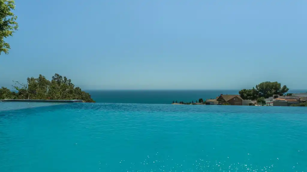 Piscina de Casa o xalet en venda en Benalmádena amb Aire condicionat, Calefacció i Jardí privat