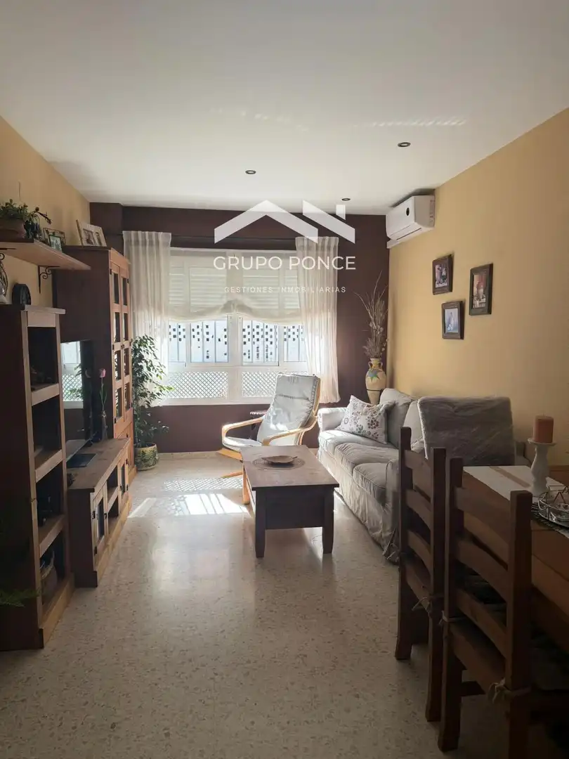 Living room of Flat for sale in Jerez de la Frontera  with Storage room