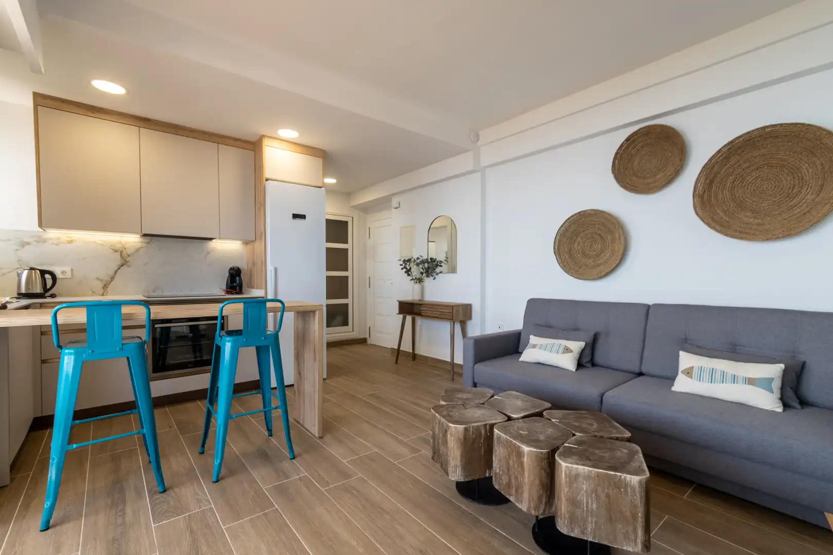 Sala de estar de Apartamento de alquiler en Marbella con Aire acondicionado, Terraza y Amueblado