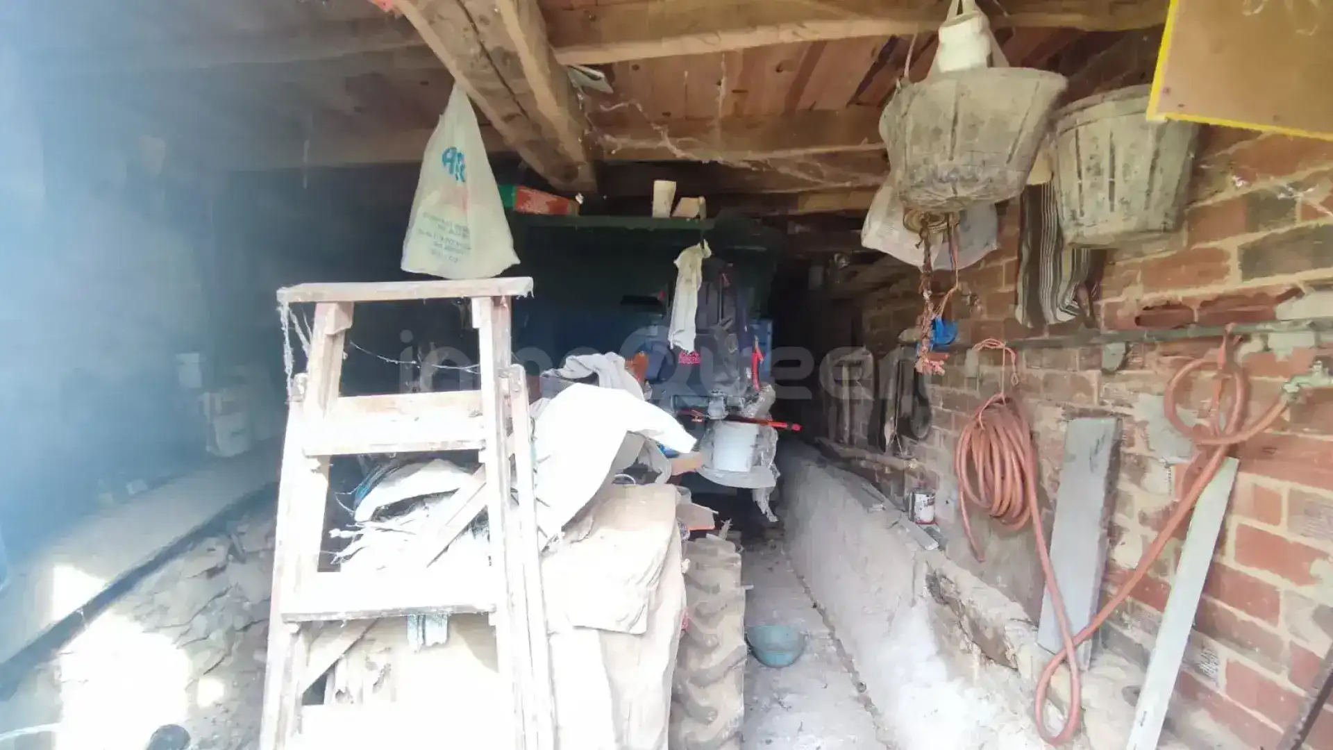 Casa o xalet en venda en Belmonte de Miranda amb Jardí privat