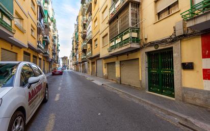 Exterior view of Flat for sale in  Granada Capital  with Balcony