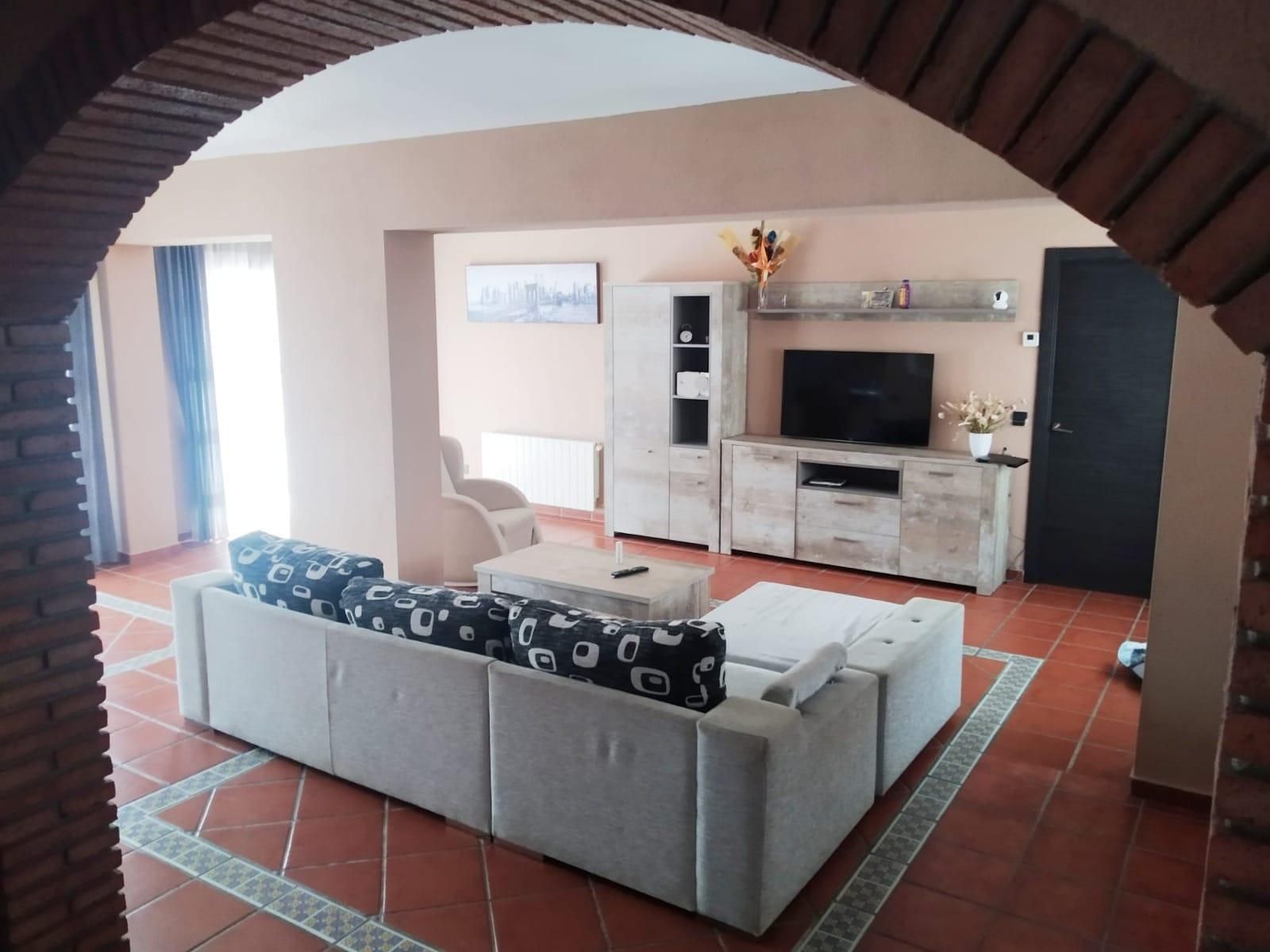 Living room of Single-family semi-detached for sale in Esparreguera  with Air Conditioner, Heating and Private garden