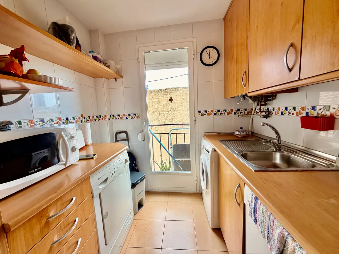 Kitchen of Flat for sale in Madrid  with Air Conditioner, Heating and Parquet flooring