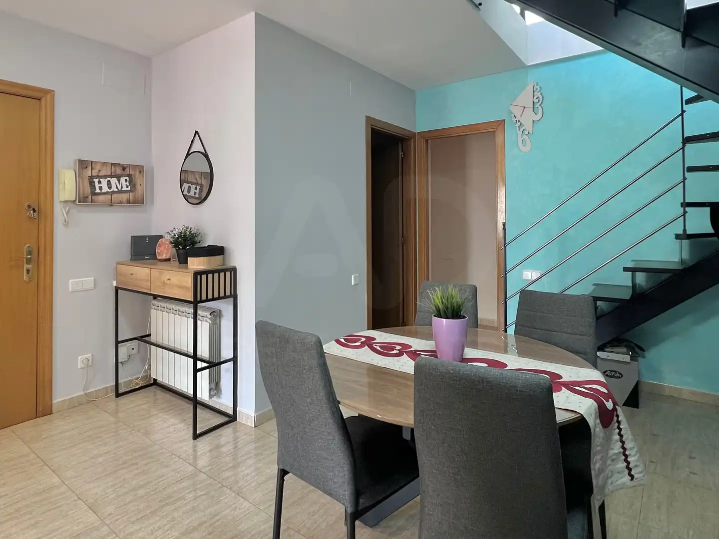 Duplex with lift for sale in Nord-est