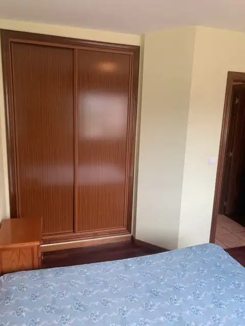 Habitación de Apartamento en venta en Marín con Parquet, Trastero y Amueblado