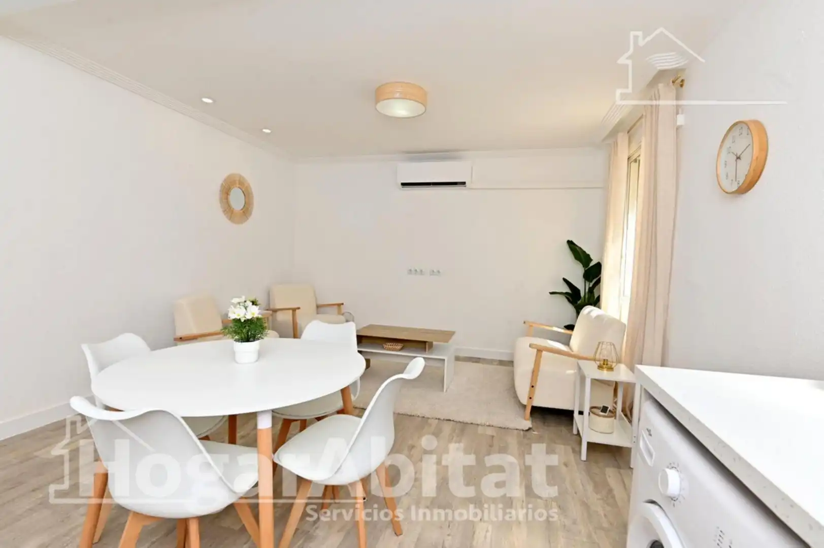 Habitación de Piso en venta en Valencia con Aire acondicionado, Calefacción y Amueblado