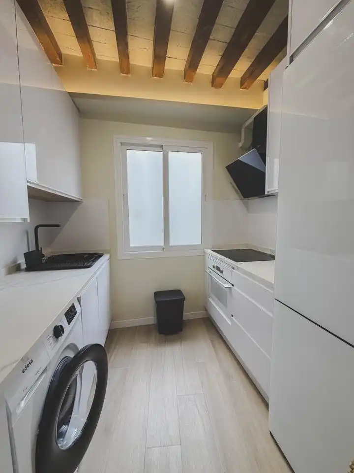 Cuina de Apartament en venda en Cádiz amb Moblat