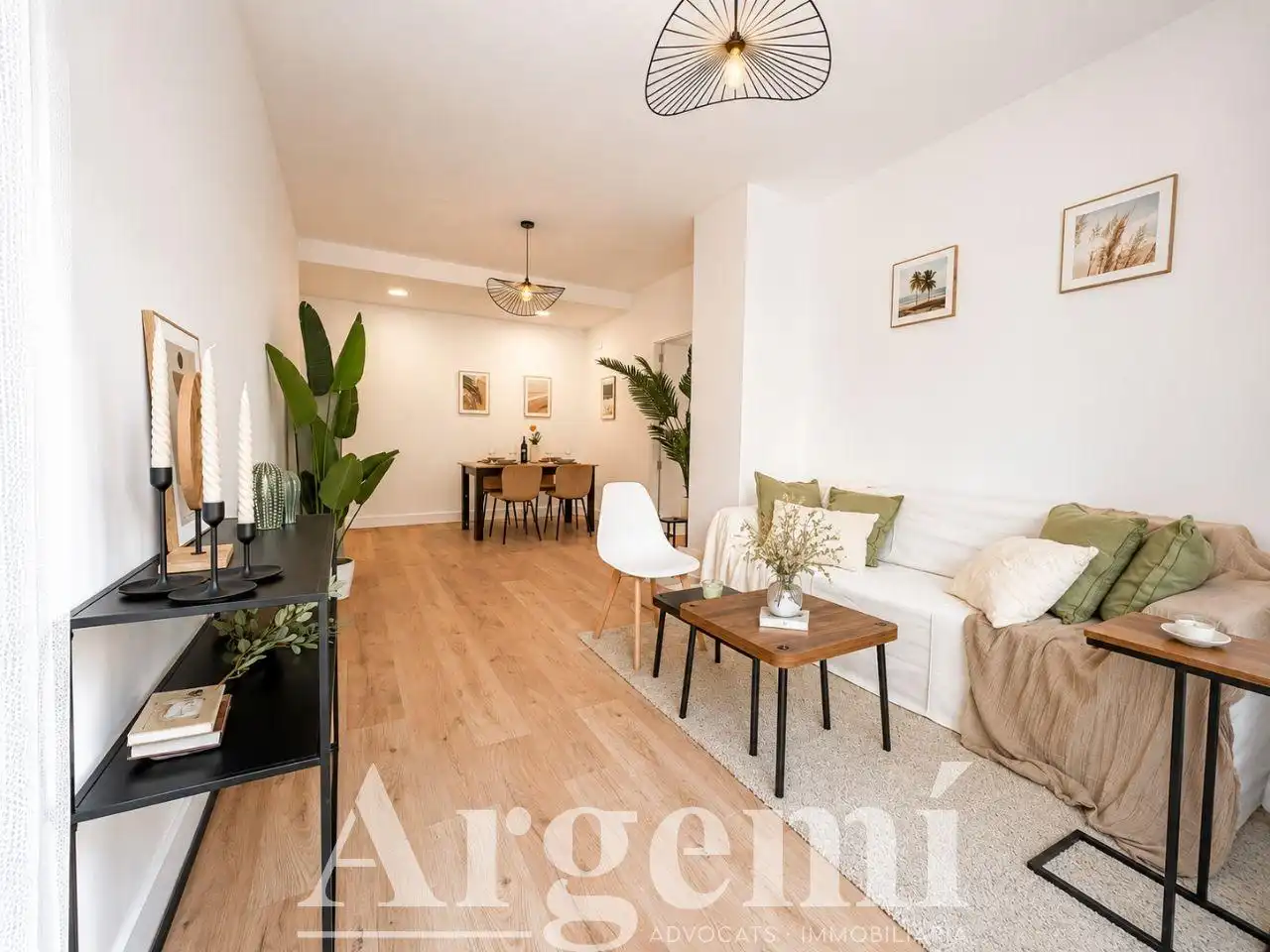 Sala de estar de Piso en venta en Terrassa con Calefacción, Parquet y Balcón
