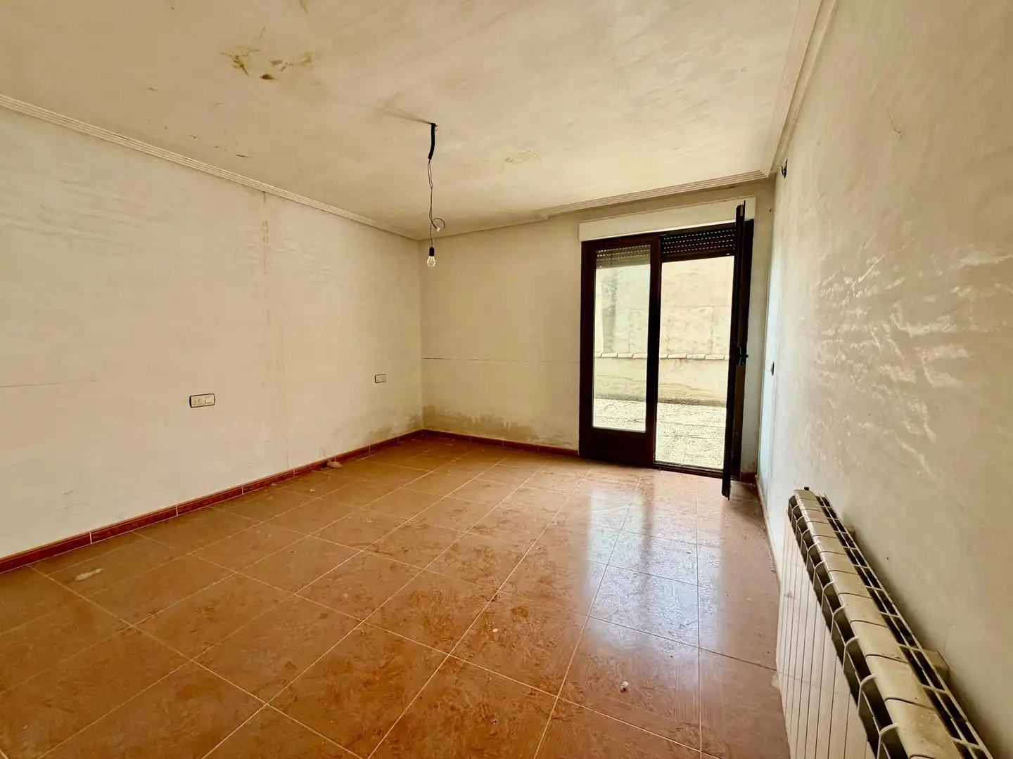 Einfamilien-Reihenhaus zum Verkauf in Villarejo de Órbigo mit Terrasse und Balkon