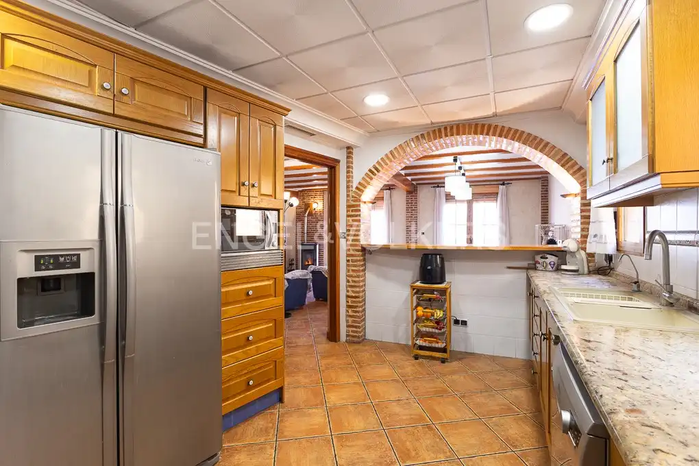 Kitchen of Houses for sale in Alcublas  with Air Conditioner, Heating and Terrace