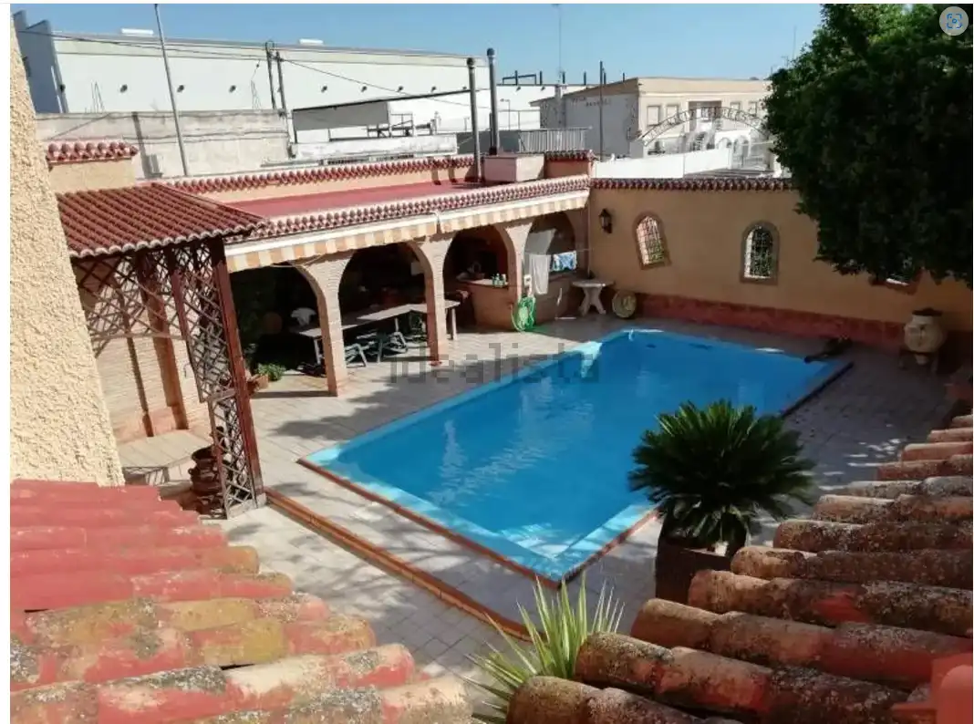 Swimming pool of Houses for sale in Cartagena  with Air Conditioner and Swimming Pool