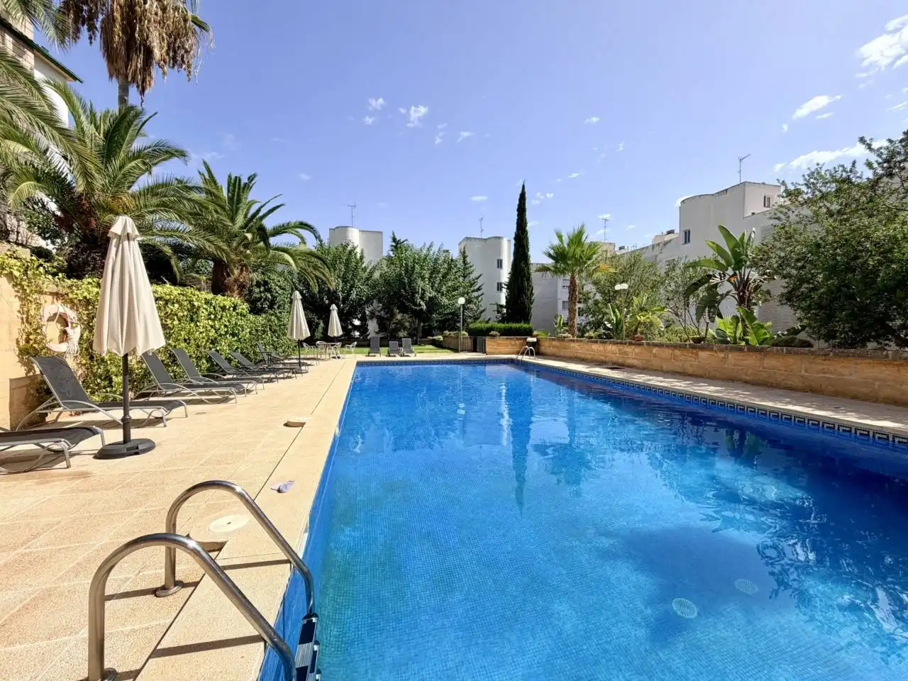 Piscina de Pis de lloguer en  Palma de Mallorca amb Aire condicionat, Calefacció i Parquet