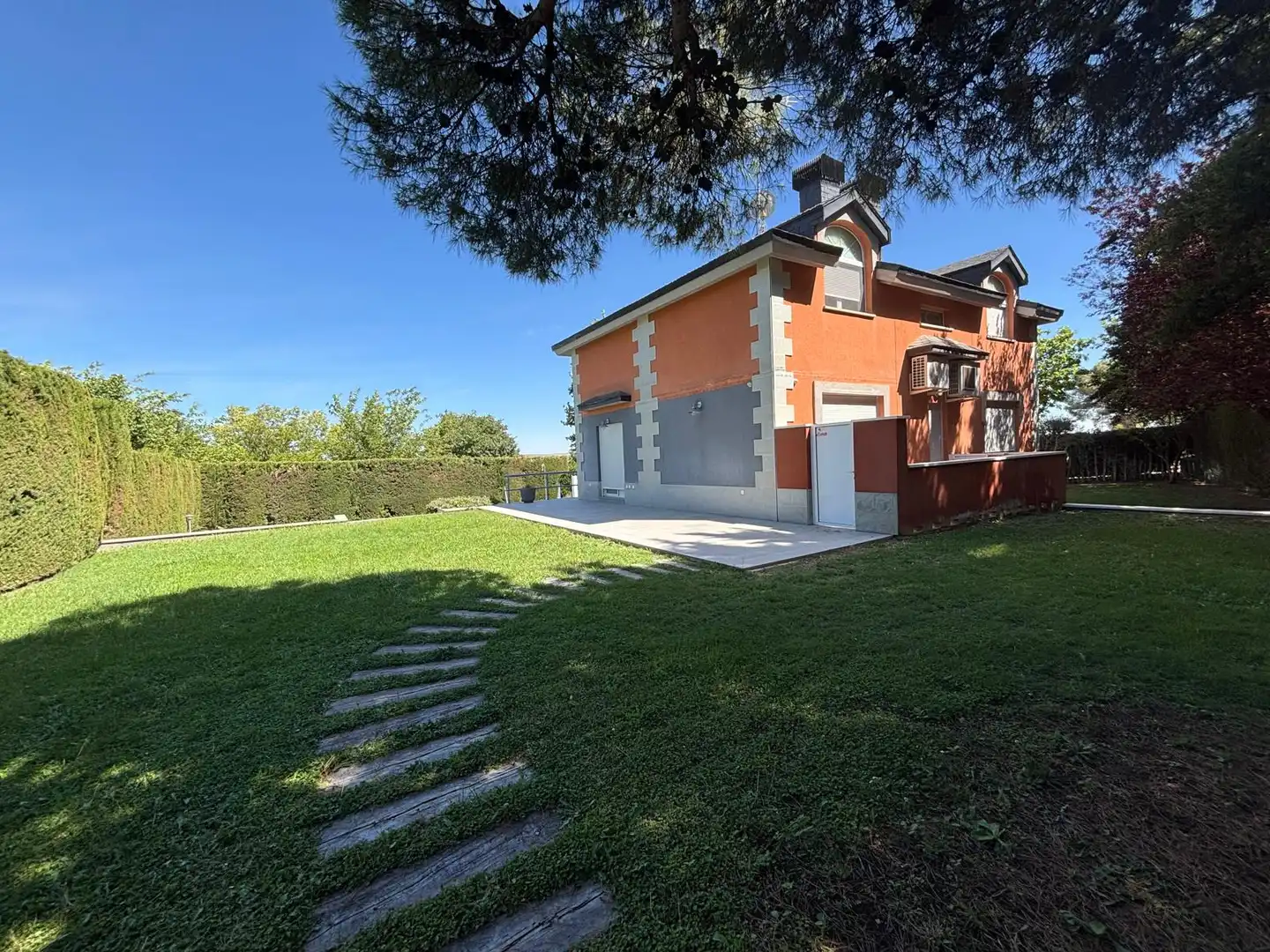 Vista exterior de Casa o chalet en venta en Zuera con Aire acondicionado, Calefacción y Jardín privado