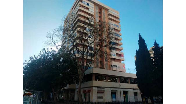 Oficina en Venta en Avenida de la Aurora, 55 en Carranque - Haza Cuevas