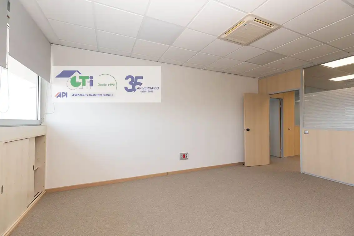 Office space to rent in C/Bari, imagen 41