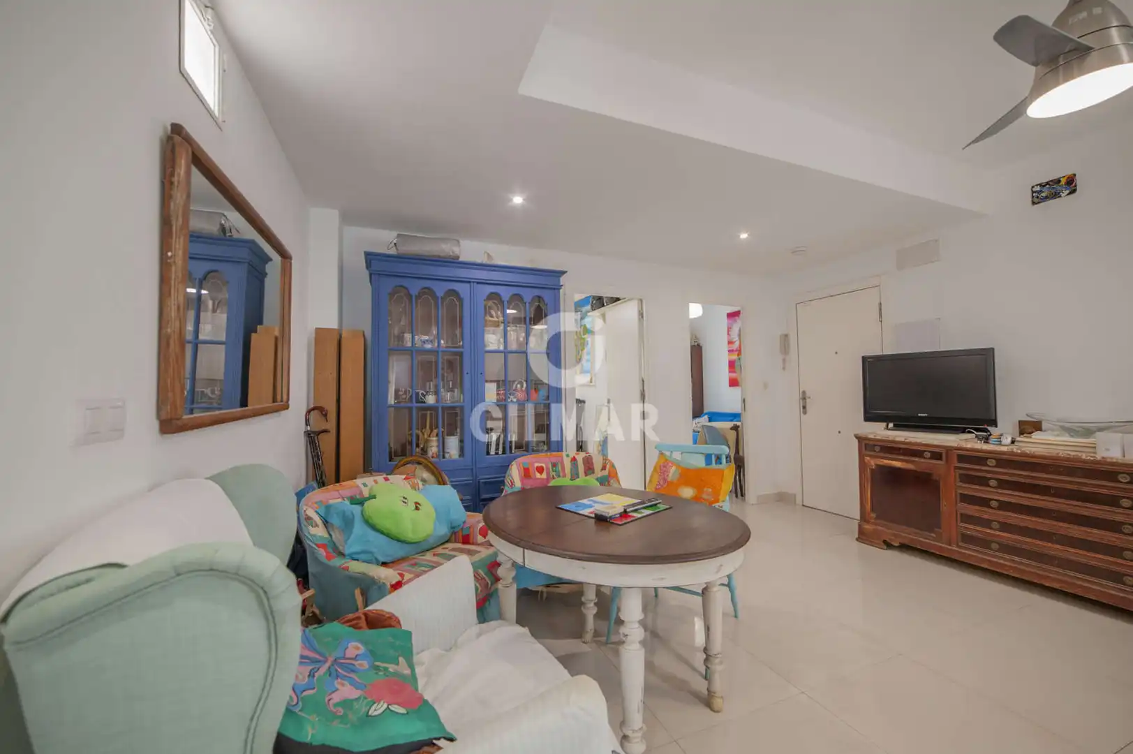 Living room of Flat for sale in Sevilla  with Heating and Balcony