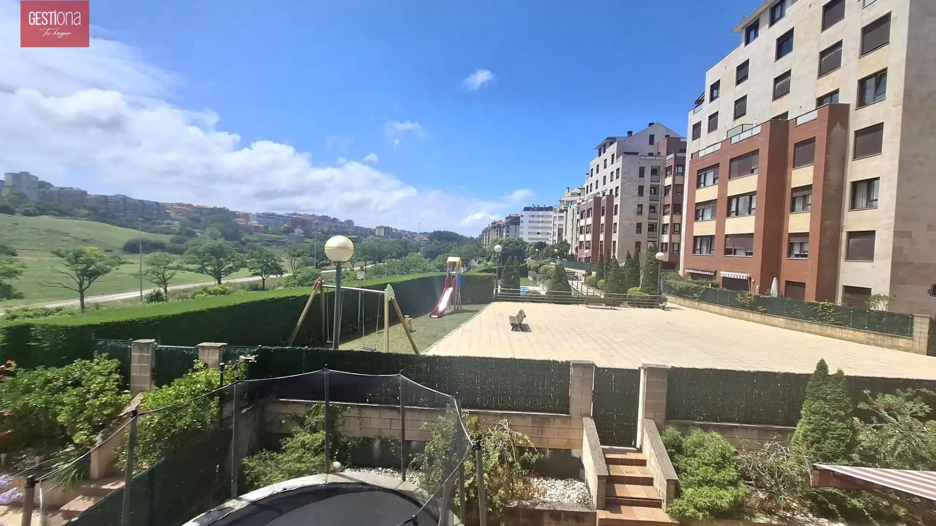 Vista exterior de Pis en venda en Santander amb Calefacció i Piscina comunitària