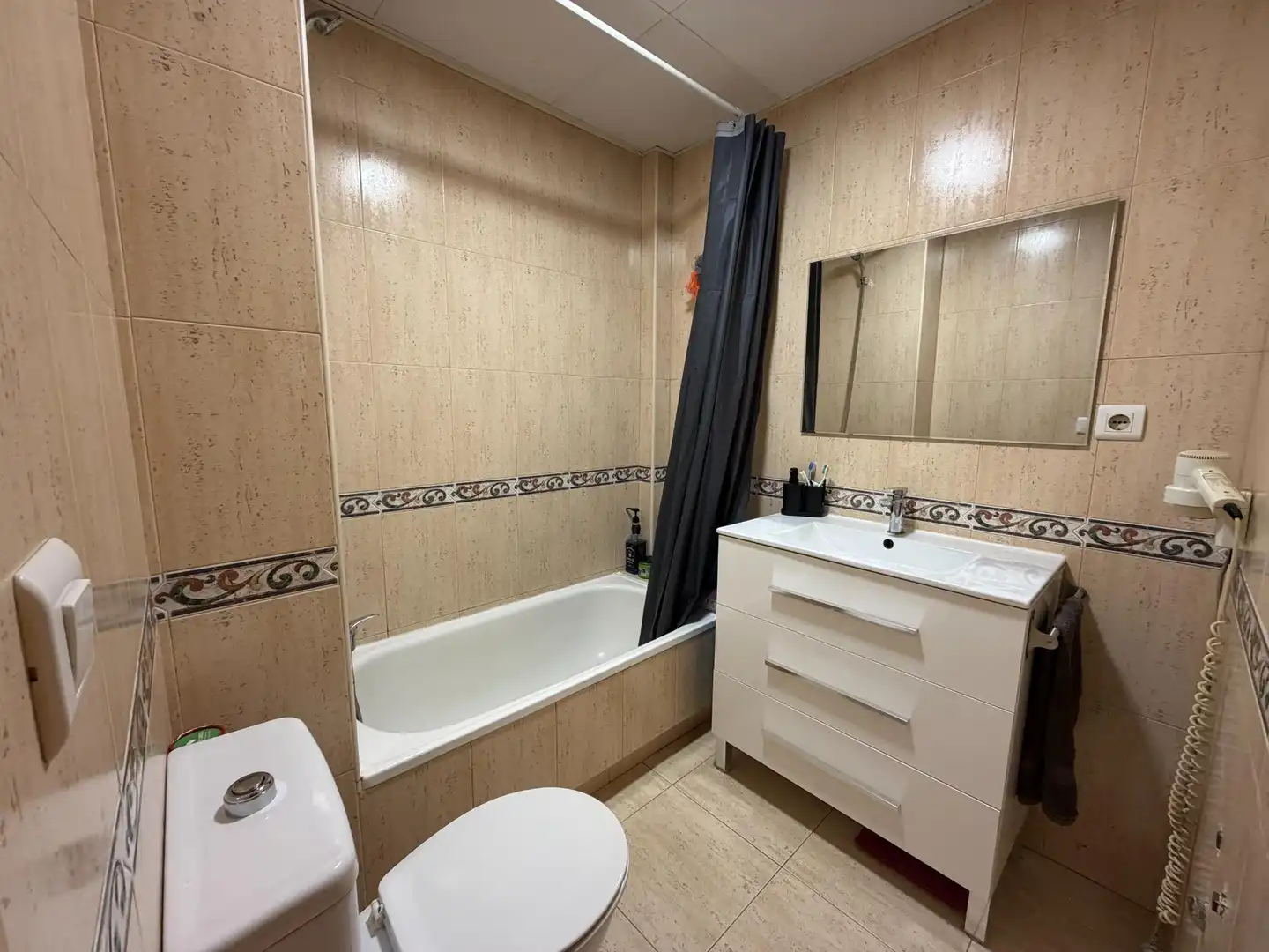 Piso con balcón en venta en Garbinet - Vistahermosa, imagen 8