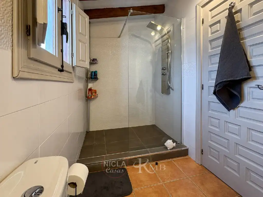 Bany de Casa o xalet en venda en Antas amb Aire condicionat, Jardí privat i Terrassa