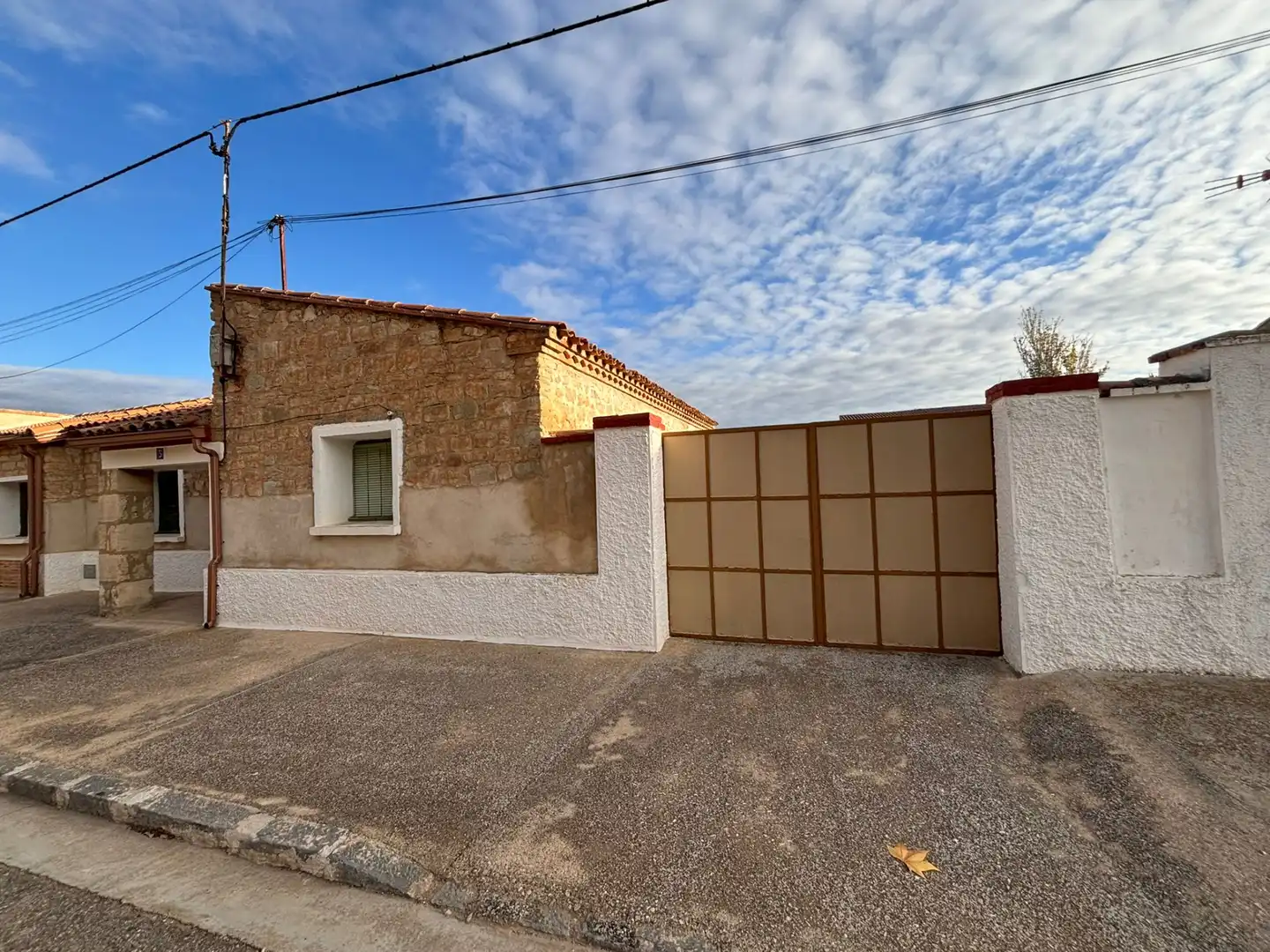 Vista exterior de Casa o chalet en venta en Sariñena con Jardín privado
