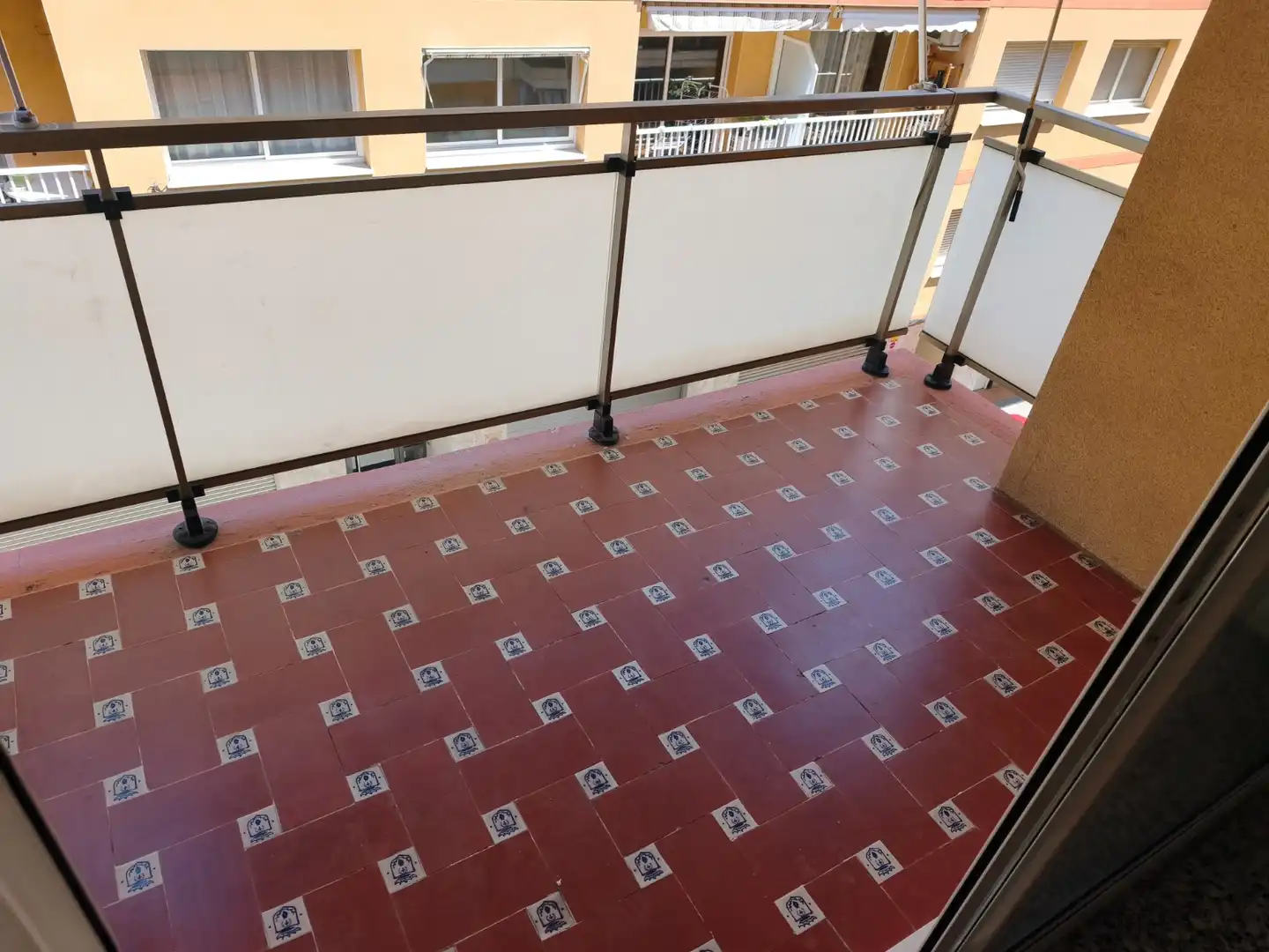 Terrasse von Wohnung zum Verkauf in Vilanova i la Geltrú mit Heizung, Abstellraum und Möbliert