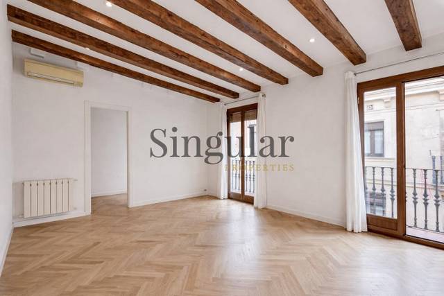 Piso en Venta en Carrer del Notariat en El Raval